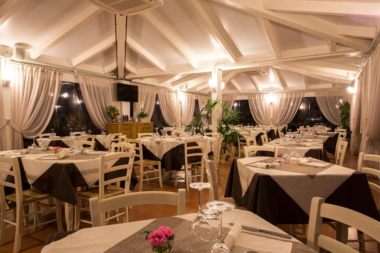 Locanda Borgognina Lucrezia Exterior foto